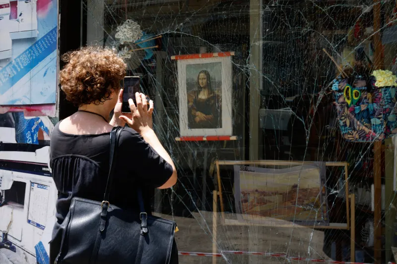 هل ترك ليوناردو دافنشي حمضه النووي على رسوماته؟