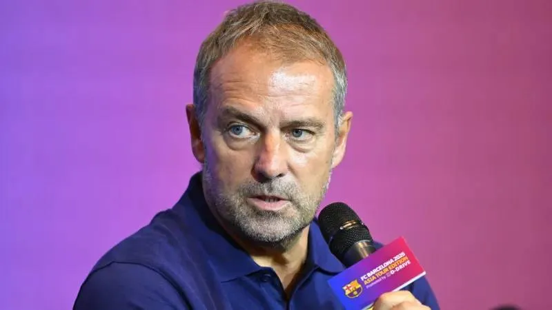 مدرب برشلونة يوضح موقفه من صفقة كانسيلو.. ماذا قال؟ (فيديو)