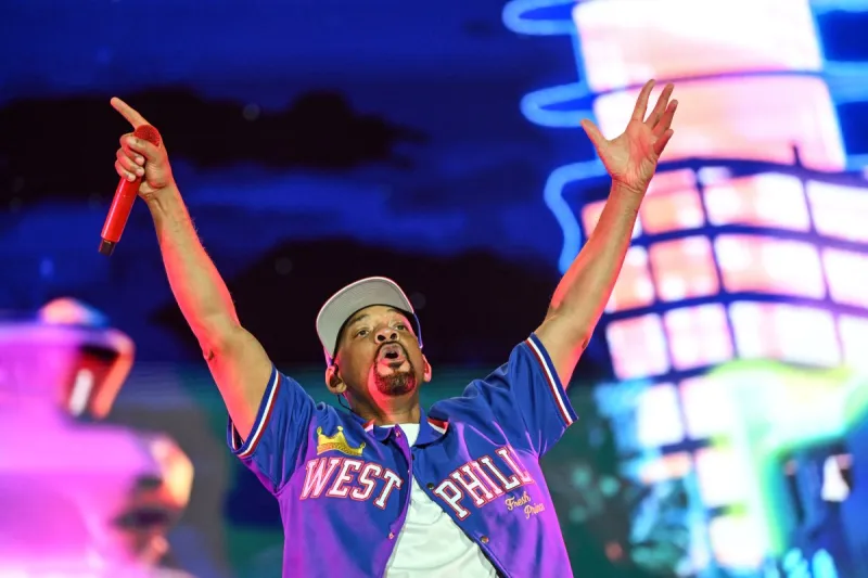 من داخل الهرم الأكبر.. ويل سميث يوثق انبهاره بـ"عظمة الفراعنة" (فيديو)