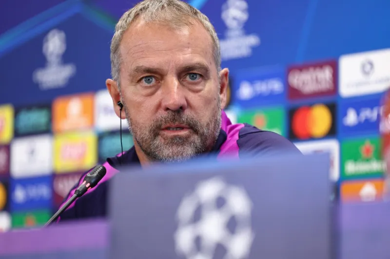 ماذا قال هانزي فليك عن إقالة تشابي ألونسو؟