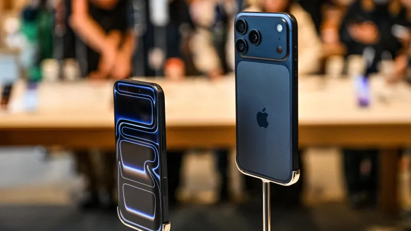 هل يختفي Dynamic Island من آيفون 18 برو؟ جدل واسع بين المحللين