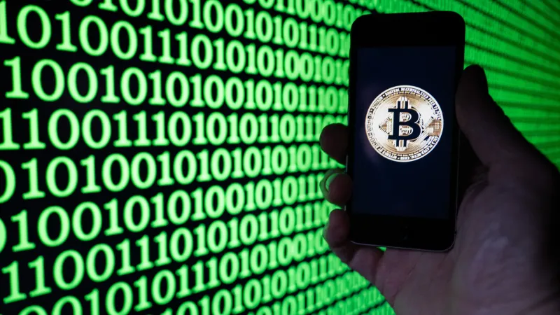 ارتفاع جديد لبيتكوين مع مكاسب ملحوظة في العملات الرقمية