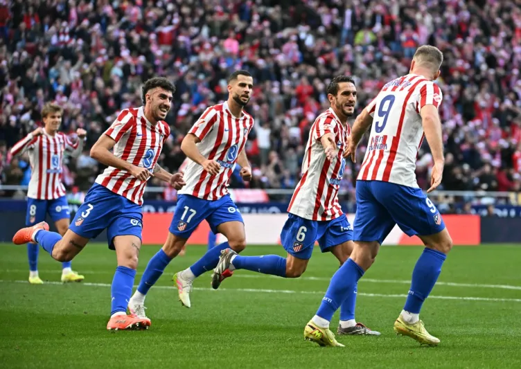 تشكيل أتلتيكو مدريد المتوقع لمواجهة ريال سوسيداد.. قرار مفاجئ من سيميوني بشأن غريزمان