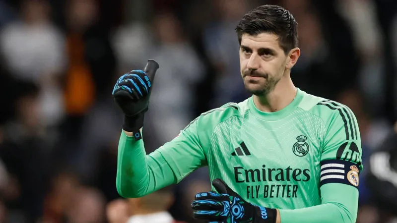 كورتوا يكشف نجم ابنه المفضل في الدوري السعودي: "يسألني ماذا تفعل أمامه؟"