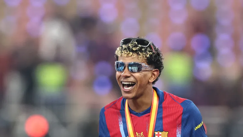 ليلة كتالونية في جدة: برشلونة بطل السوبر الإسباني واحتفال يامال حديث الجماهير (فيديو)