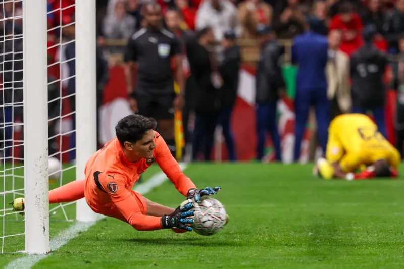 بعد ركلات الترجيح.. بونو يكشف سر فوز المغرب على نيجيريا في كأس أمم أفريقيا (فيديو)