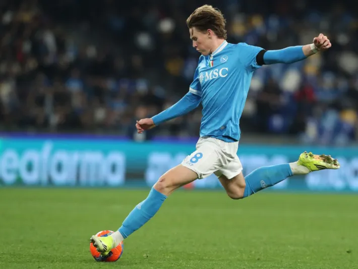 التشكيل المتوقع لفريقي يوفنتوس ونابولي في قمة تورينو اليوم الأحد 25 يناير 2026