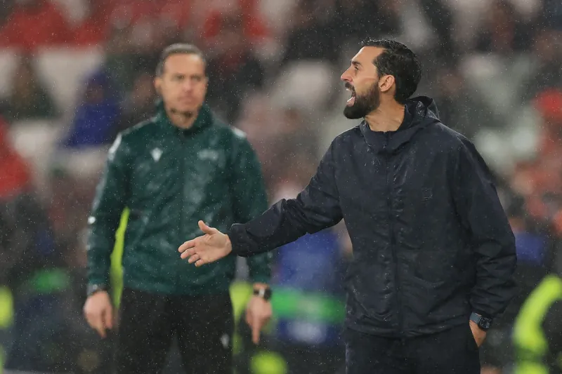 أربيلوا يتحمل مسؤولية هزيمة ريال مدريد أمام بنفيكا.. هل يشعر بالندم؟ (فيديو)