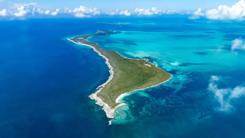 من ملكية شاكيرا وروجر ووترز إلى السوق العقاري.. جزيرة "بوندز كاي" تعود للواجهة