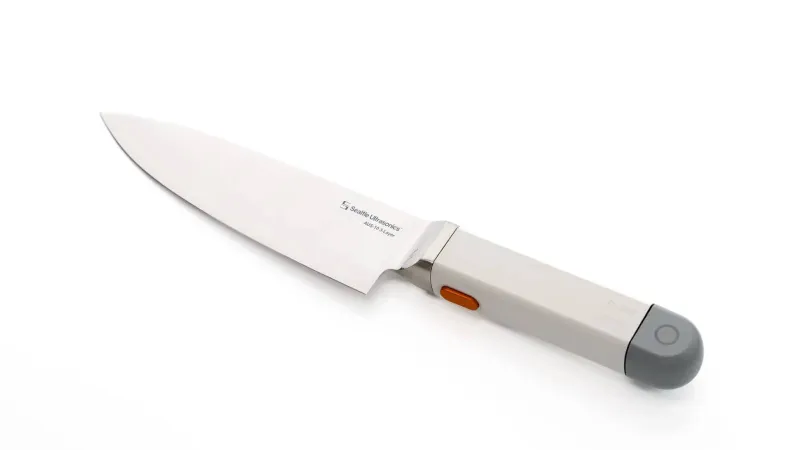 سكين الموجات فوق الصوتية: ابتكار غريب في CES يقطع الخضروات عبر اهتزازات دقيقة