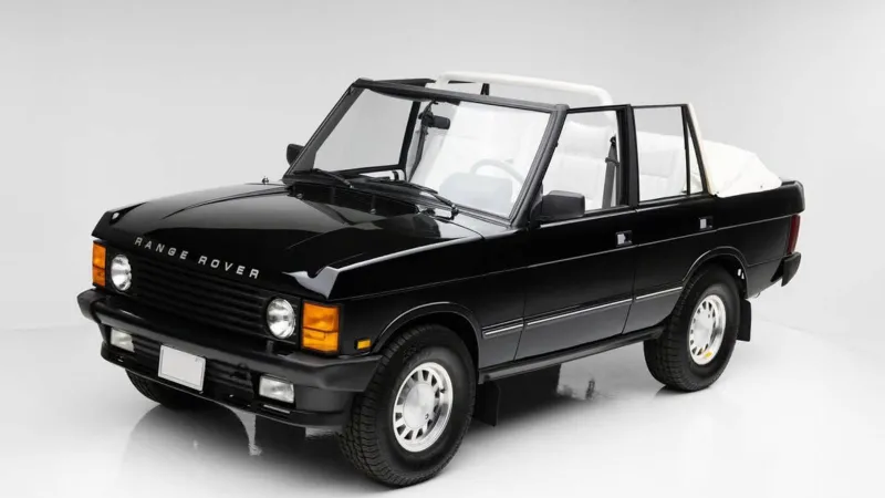 رينج روفر المكشوفة تُعرض في مزاد "سوذبيز" كتحفة نادرة.. وهذا سعرها المتوقع