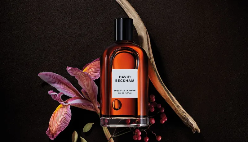 عطر الشتاء للنخبة: نفحات جلدية تعكس القوة والأناقة الصامتة