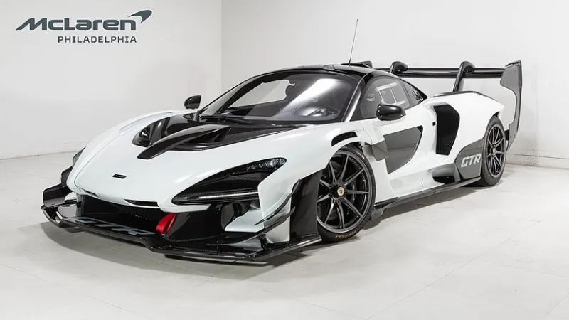 نسخة نادرة من ماكلارين سينا GTR للبيع بمزاد أمريكي (فيديو)