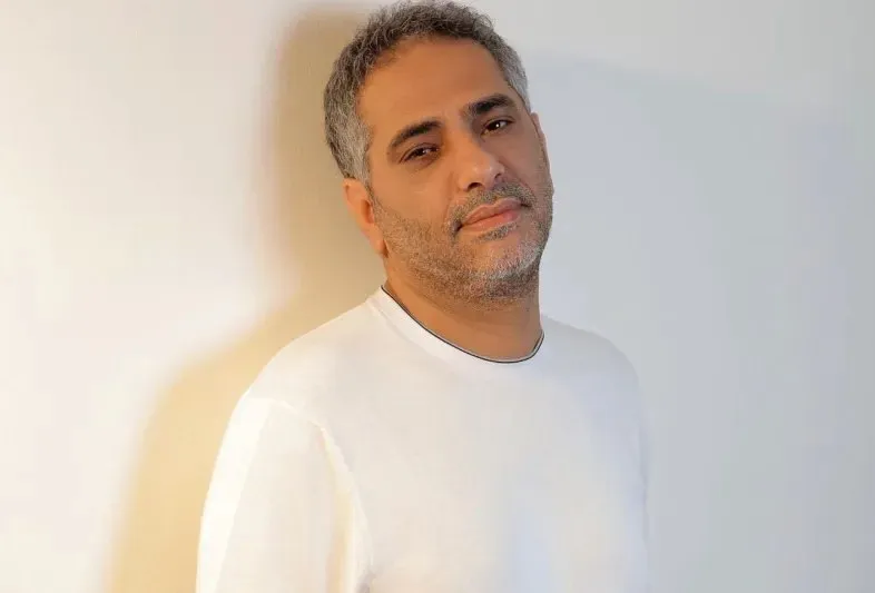 رغم الغياب.. فضل شاكر يحقق انتصارًا مزدوجًا في Joy Awards 2026