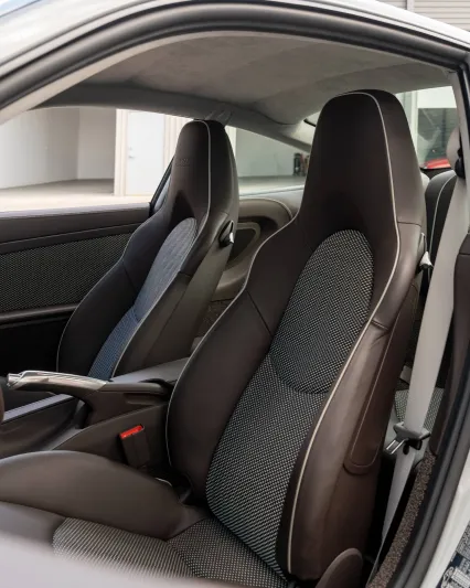 بدون حد أدنى للسعر: نسخة بورشه 997 Sport Classic نادرة معروضة للبيع لأول مرة