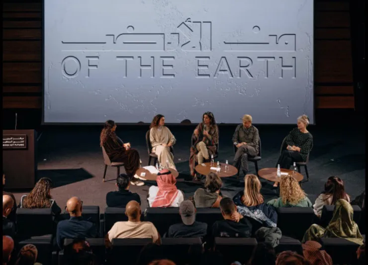 الدرعية تحتضن معرضًا فنّيًا يكشف التفاعل بين الإنسان والطبيعة في العصر الرقمي