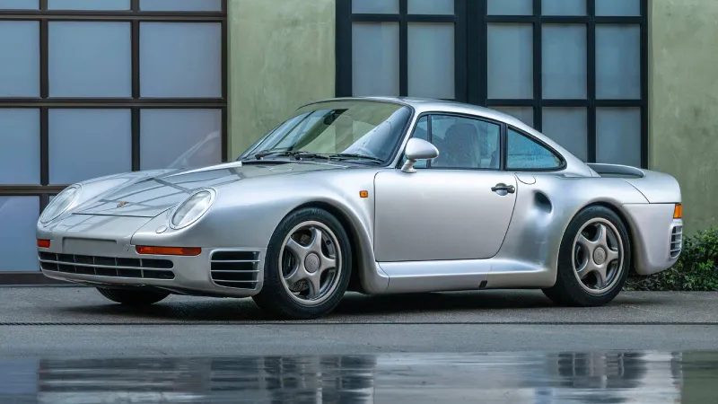 سيارة بورشه نادرة تصل المزاد.. تعرف على المواصفات والسعر المتوقع