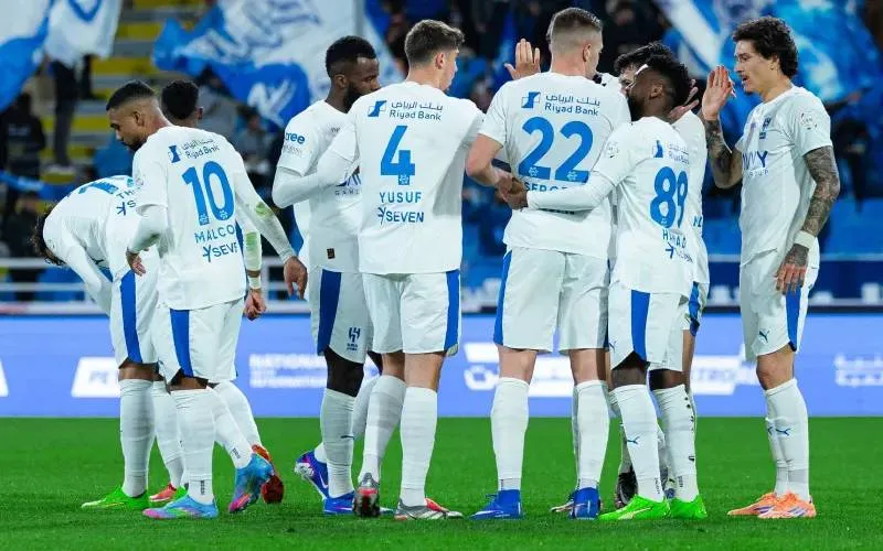 الهلال يُبرم أولى صفقاته الشتوية بالتعاقد مع لاعب الخليج