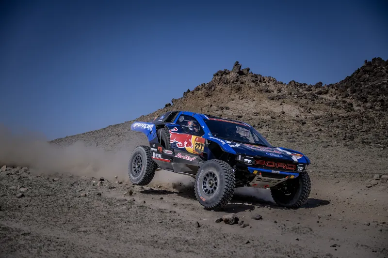 رالي داكار السعودية 2026 ينطلق من ينبع.. منافسة عالمية على رمال المملكة