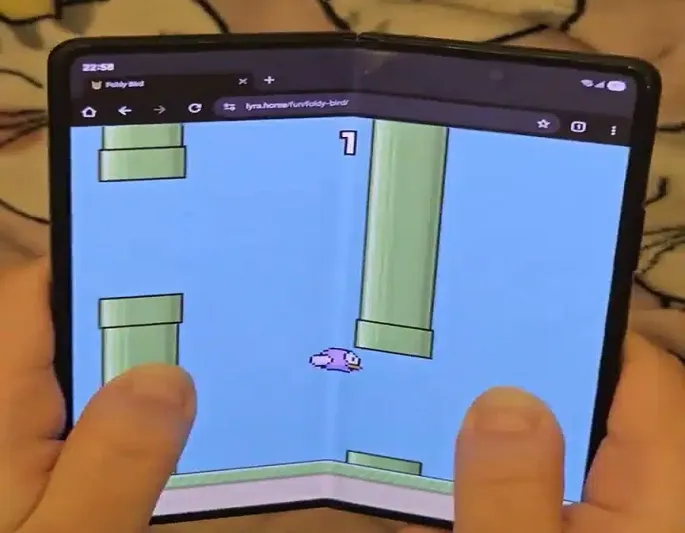  Foldy Bird لعبة جديدة تستخدم مفصلات الهواتف القابلة للطي.. فهل تصمد؟ ( فيديو)