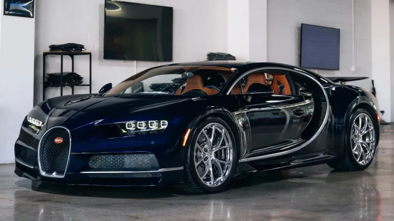 من الاختبارات إلى الطرقات.. سر بوغاتي شيرون صاحبة العداد المذهل