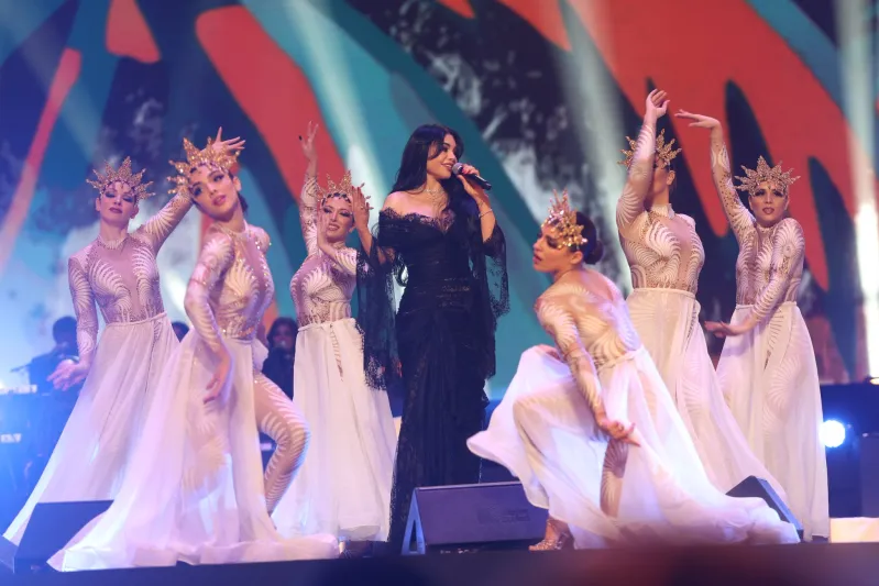 هيفاء وهبي تشعل موسم الرياض.. أبرز لقطات الحفل (فيديو)