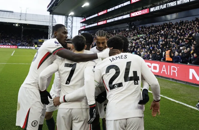 تشيلسي يقتنص ثلاث نقاط من كريستال بالاس ويثبت أقدامه في المربع الذهبي (فيديو)