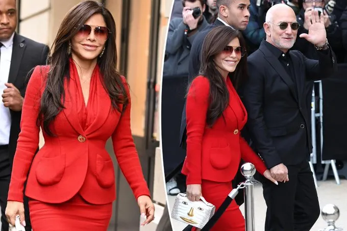 جيف بيزوس ولورين سانشيز يسرقان الأضواء في باريس بإطلالات جذابة