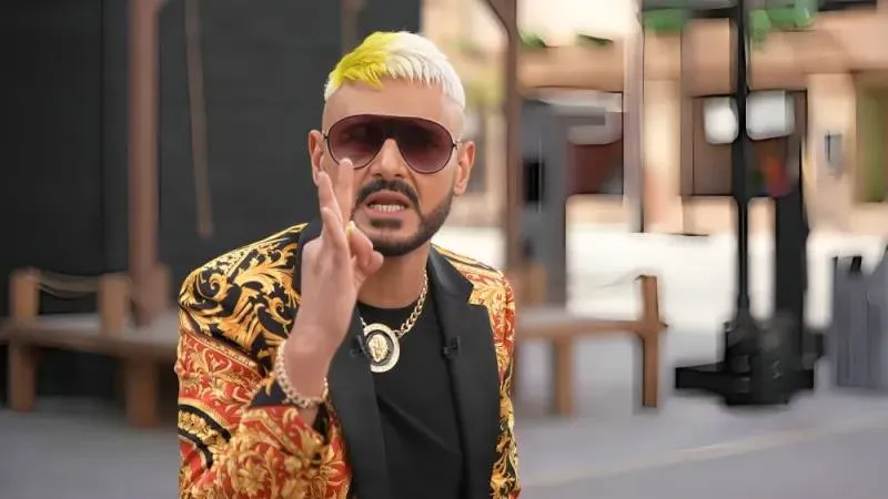 رامز جلال يكشف عن ملامح برنامجه الجديد في رمضان (فيديو)