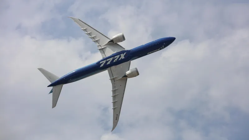 Boeing 777X.. أداء أقوى طائرة ركاب في العالم عند الإقلاع (فيديو)