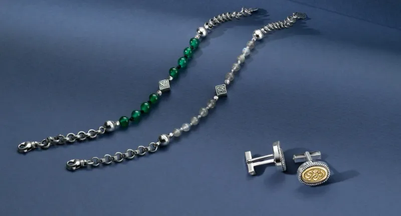 اللغة العربية في الاكسسوارات الرجالية: فخامة الحرف وجمال الهويّة