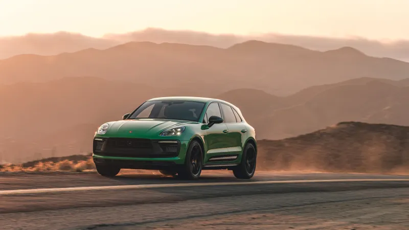 رفاهية المسافات الطويلة: أبرز خيارات السيارات العائلية في السعودية