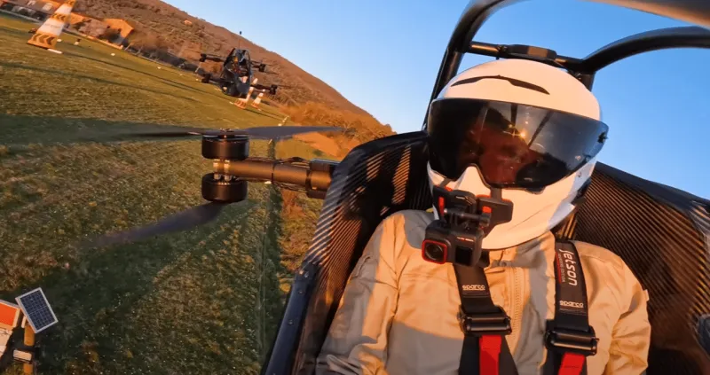 هل انتهى عصر السباقات الأرضية؟ جيتسون ون ترسم مستقبل الرياضات الجوية (فيديو)