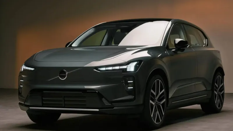 فولفو EX60.. أول سيارة كهربائية مدعومة بذكاء Gemini (فيديو)