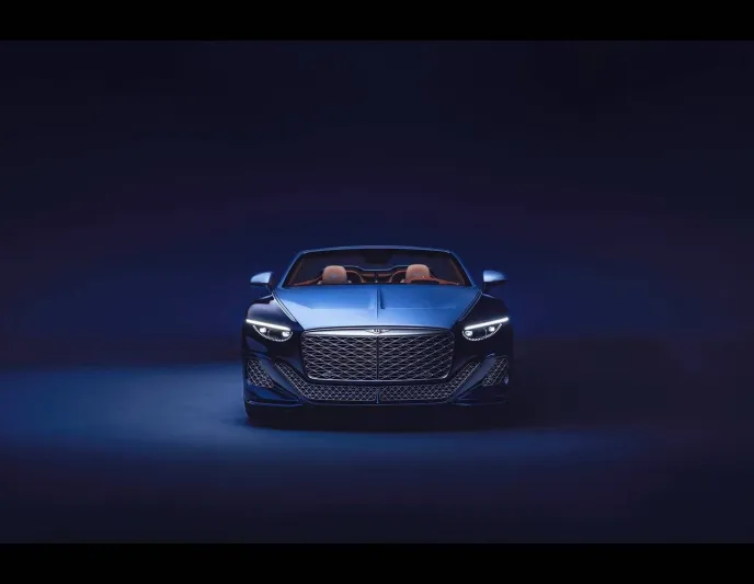 بنتلي تكشف عن أفخم سيارة Mulliner Coachbuilt في تاريخها