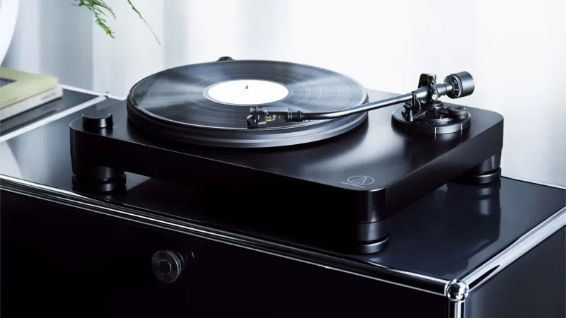 الجيل الجديد من مشغلات الفينيل: تعرف على AT-LP7X من Audio-Technica