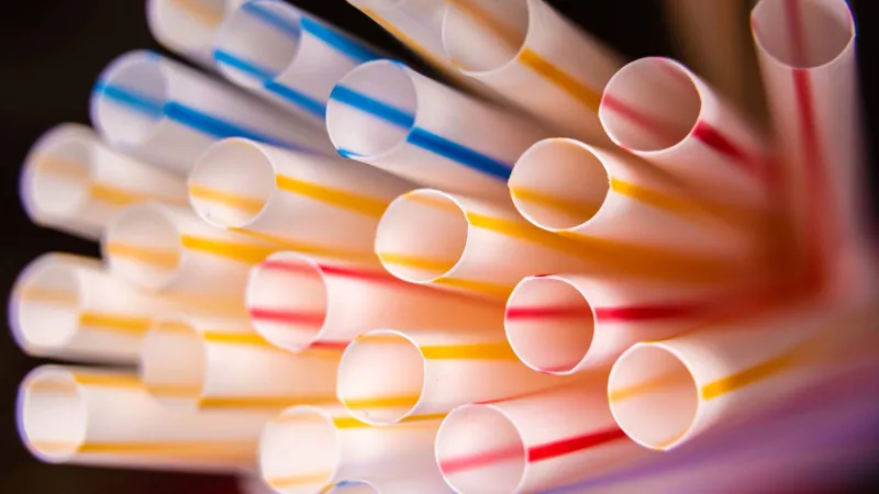 علماء يكتشفون طريقة غير متوقعة للتلوث البلاستيكي 