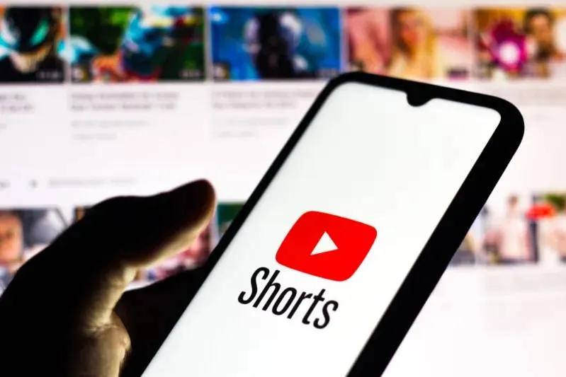 يوتيوب تعزز أدوات المبدعين: إنشاء مقاطع Shorts باستخدام نسخ رقمية بتقنية AI!