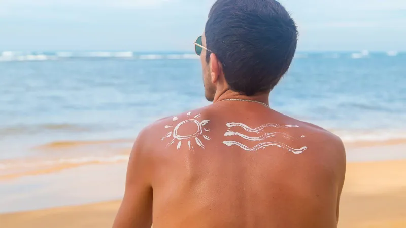 علماء يكتشفون واقيًا طبيعيًا من الشمس مخبأً في بكتيريا الينابيع الساخنة