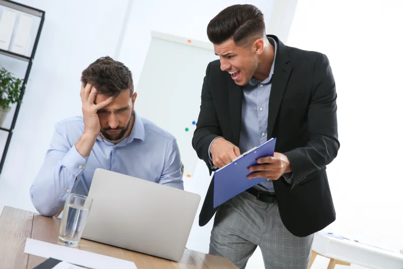 هل يشكل السيكوباتيون تهديدًا خفيًا في بيئة العمل؟