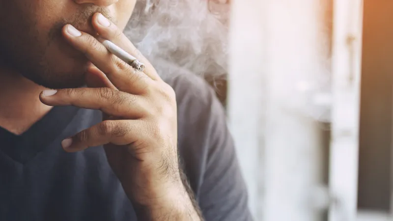 هل يحسن النيكوتين التركيز ويعزز التستوستيرون؟ العلم يجيب