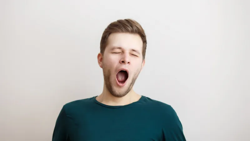 سر فقدان التركيز يكشفه العلماء: هكذا يتصرف دماغك بلا نوم