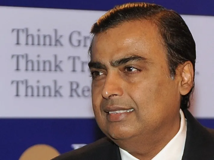 تهديد جديد يواجه حديقة أمباني للحيوانات النادرة (فيديو)