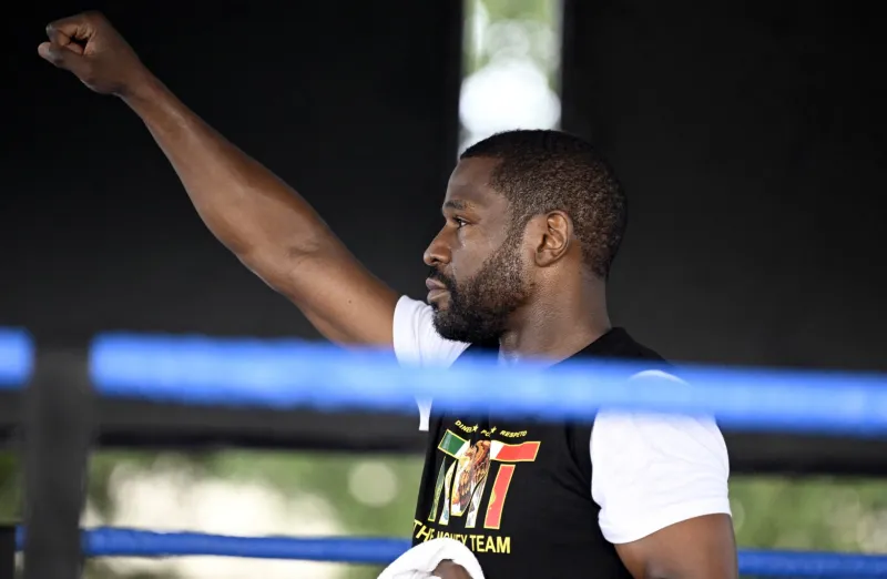 بعد «نزال القرن».. مواجهة ثانية بين مايويذر وباكياو تثير عالم الملاكمة