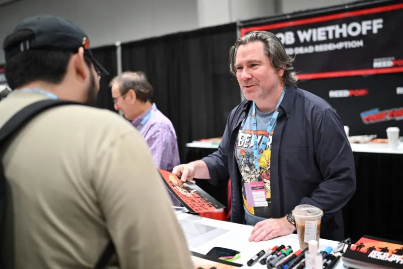 روجر كلارك يرد على طلب غريب: كيف أنقذت رسالة بطل Red Dead Redemption 2 حفل زفاف؟