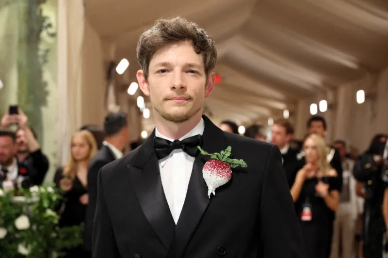 ديور تختار 3 ممثلين أمريكيين سفراء جددًا.. تعرف عليهم