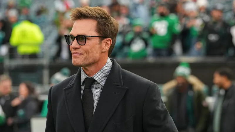 برادي وزلاتان يسرقان الأضواء في ميلان.. أي ساعات ارتديا؟ (فيديو) 