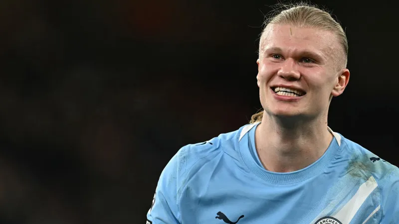 هالاند يقع في حب كروسان إنجليزي (فيديو)