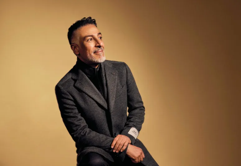 الفنان عبدالمحسن النمر يتصدر غلاف "الرجل" لعدد فبراير:  رمضان اقتراب من الروح.. والفن اختيار واعٍ