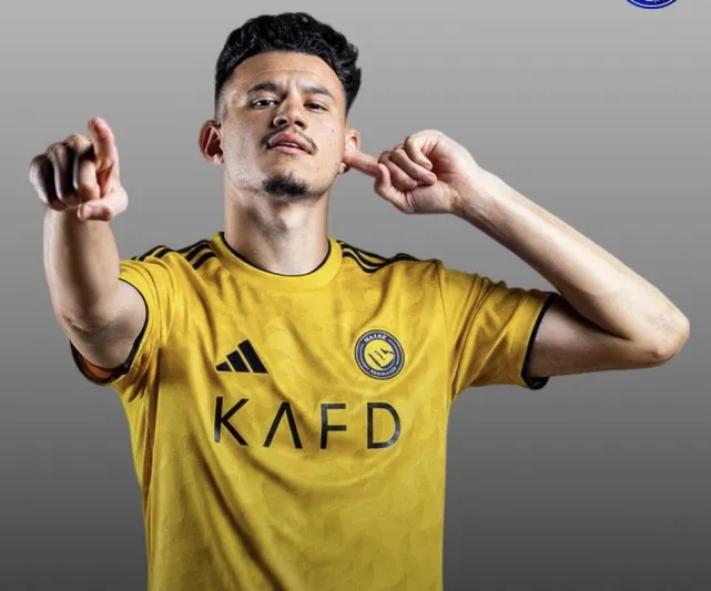 بعد الإعلان الرسمي.. تفاصيل انضمام اللاعب عبدالله الحمدان للنصر 